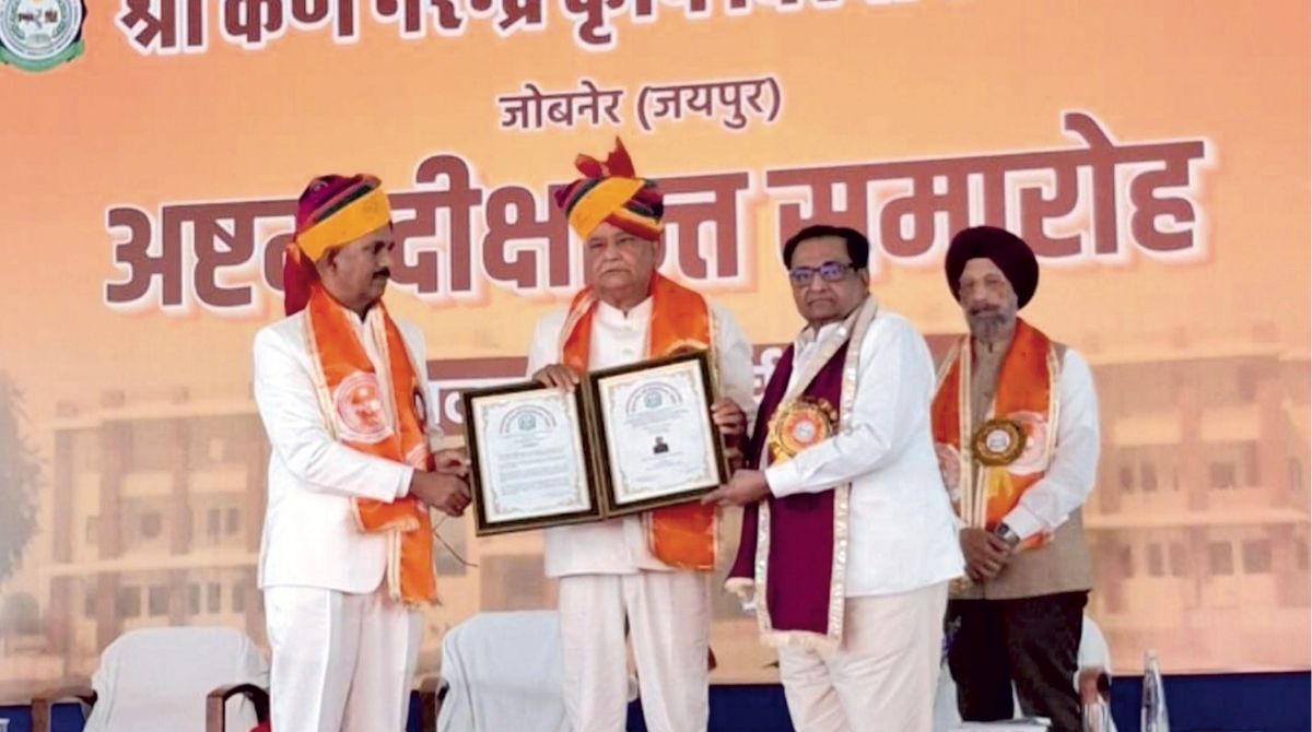 Nandkishore Kagliwal awarded honorary doctorate in science